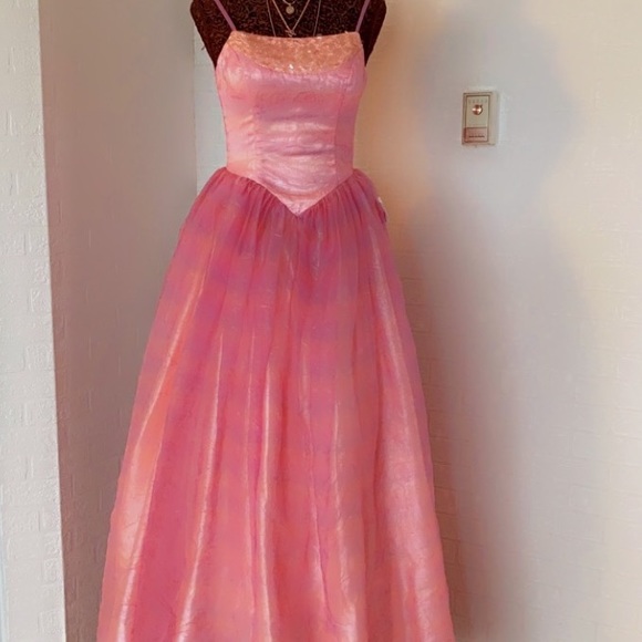 COPY - 💓Beautiful tailored beaded pink maxi dress 💗 #E - Picture 11 of 16